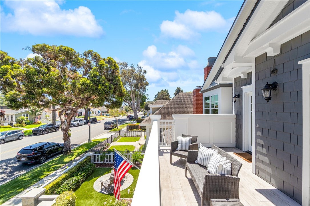 817 Main Street, Huntington Beach CA 92648 - Photo 51