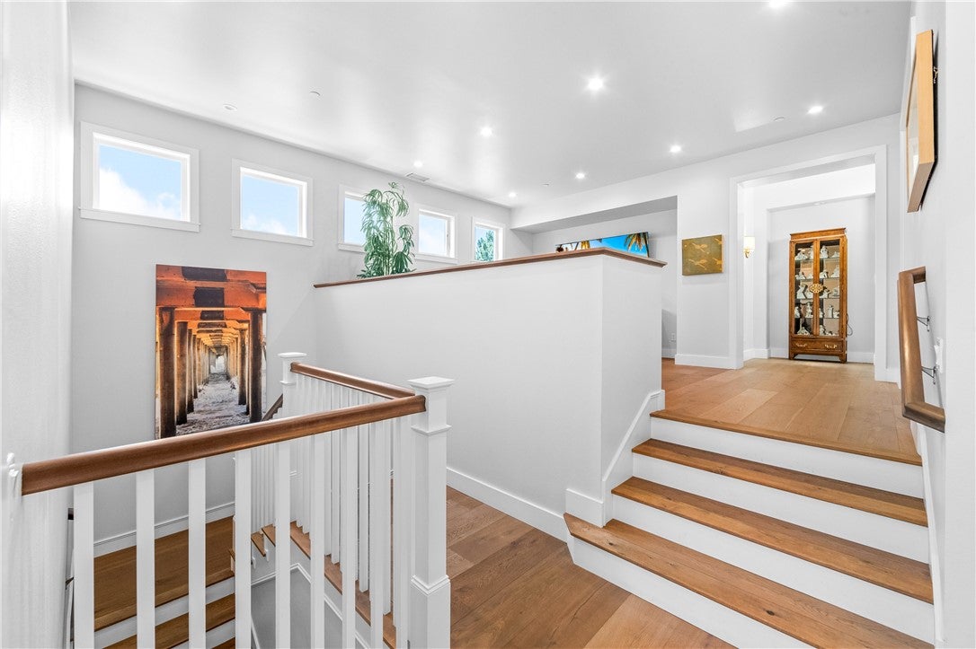 817 Main Street, Huntington Beach CA 92648 - Photo 36