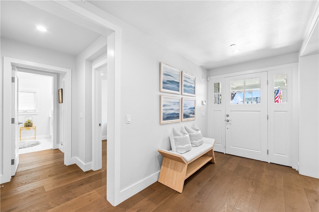817 Main Street, Huntington Beach CA 92648 - Photo 9