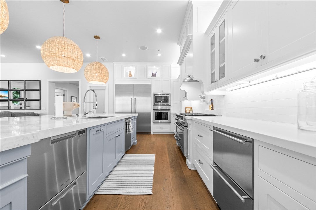 817 Main Street, Huntington Beach CA 92648 - Photo 17