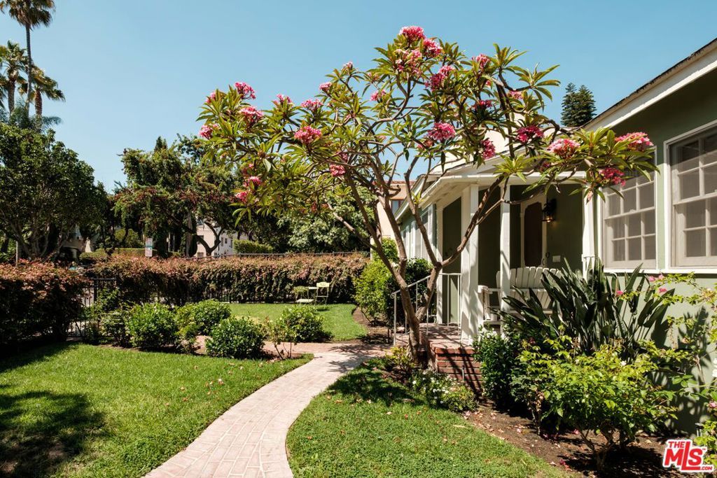 Photo of 1030 N La Jolla Avenue, West Hollywood, CA 90046 (MLS # 25578413)
