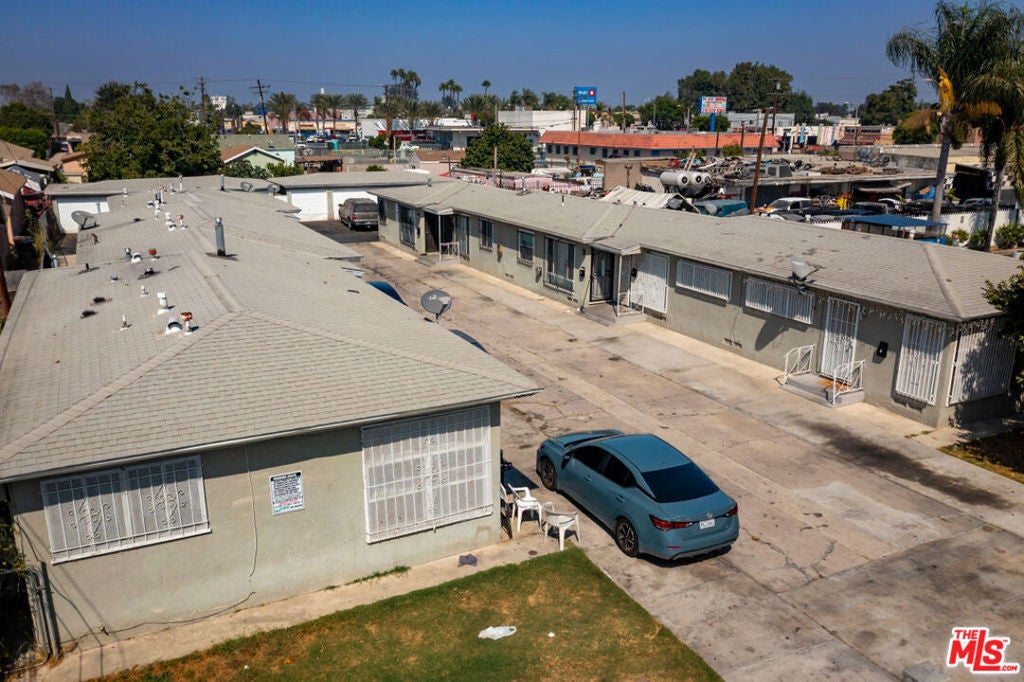 1307 E Peck Street