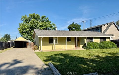 Photo of 557 5th ST, Willows, CA 95988 (MLS # SN26101698)