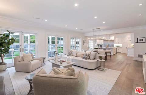 Tiny photo for 2803 Mandeville Canyon RD, Los Angeles, CA 90049 (MLS # 26847983)