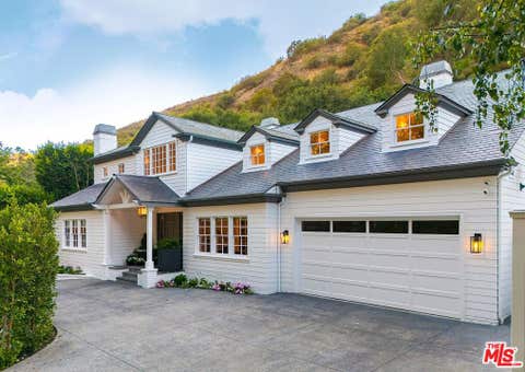 Tiny photo for 2803 Mandeville Canyon RD, Los Angeles, CA 90049 (MLS # 26847983)