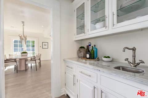 Tiny photo for 2803 Mandeville Canyon RD, Los Angeles, CA 90049 (MLS # 26847983)