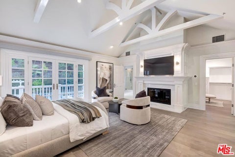 Tiny photo for 2803 Mandeville Canyon RD, Los Angeles, CA 90049 (MLS # 26847983)