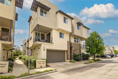 Photo of 19536 Cardin Place, Northridge, CA 91324 (MLS # BB26072159)