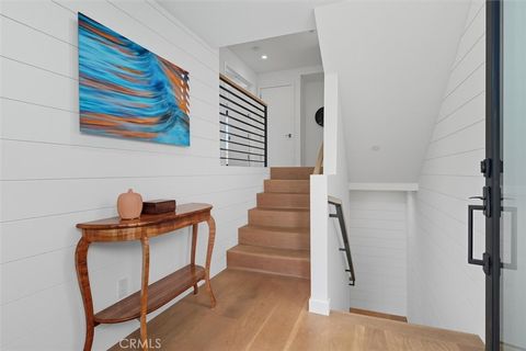 Tiny photo for 1603 S Catalina Avenue, Redondo Beach, CA 90277 (MLS # SB25233491)