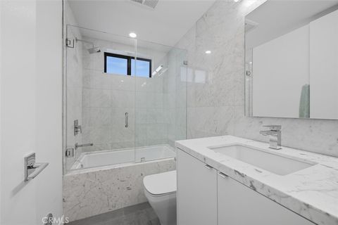 Tiny photo for 1603 S Catalina Avenue, Redondo Beach, CA 90277 (MLS # SB25233491)