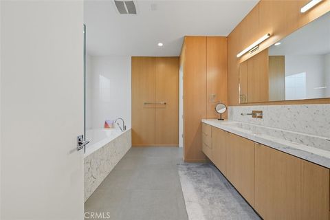 Tiny photo for 1603 S Catalina Avenue, Redondo Beach, CA 90277 (MLS # SB25233491)