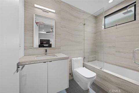 Tiny photo for 1603 S Catalina Avenue, Redondo Beach, CA 90277 (MLS # SB25233491)