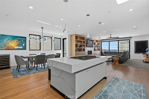 Tiny photo for 1603 S Catalina Avenue, Redondo Beach, CA 90277 (MLS # SB25233491)