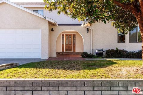 Photo of 1725 Dejoy Street, Santa Maria, CA 93458 (MLS # 25606013)