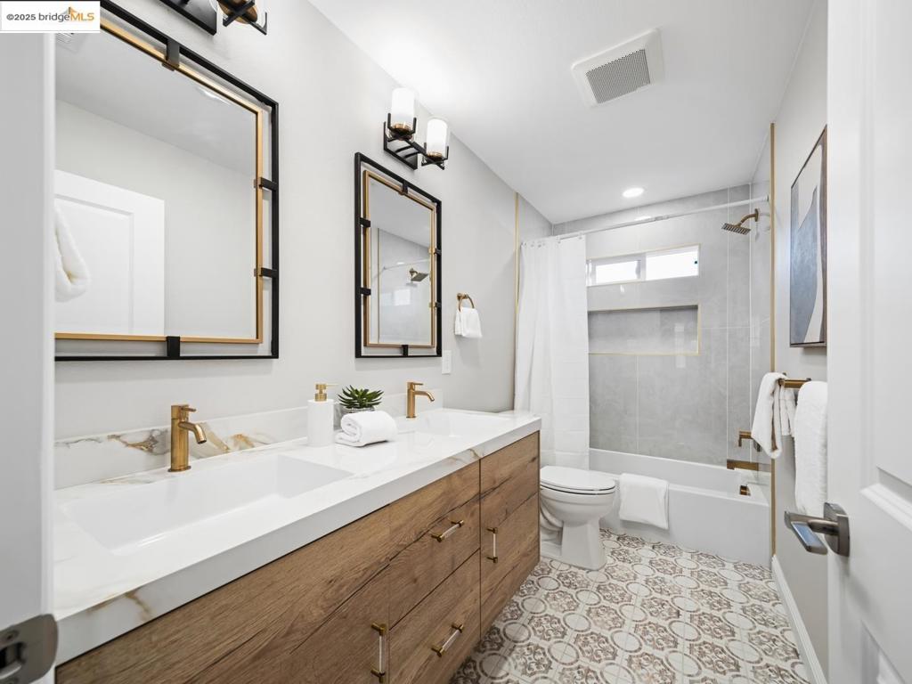 CASTRO VALLEY - Residential