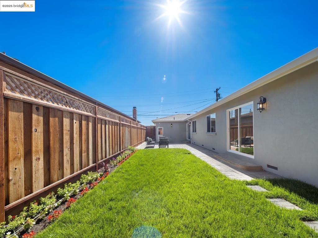 CASTRO VALLEY - Residential