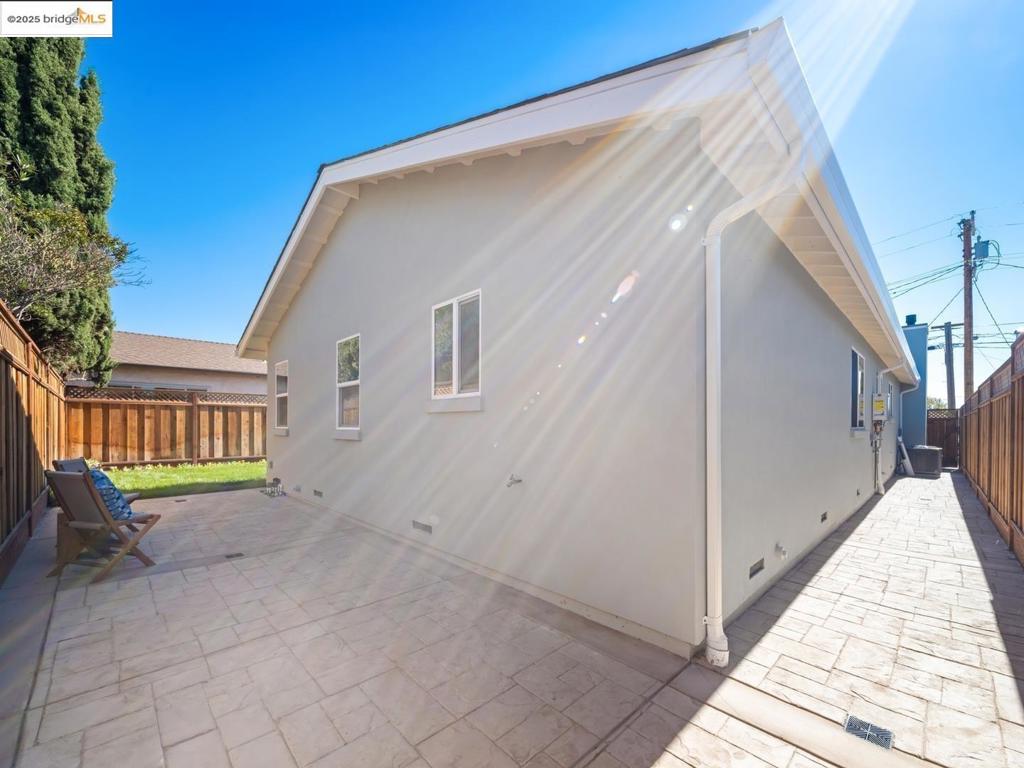 CASTRO VALLEY - Residential