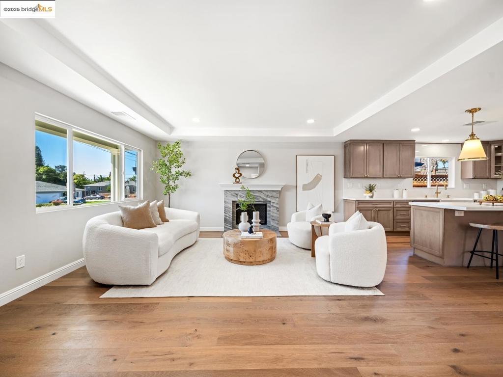 CASTRO VALLEY - Residential