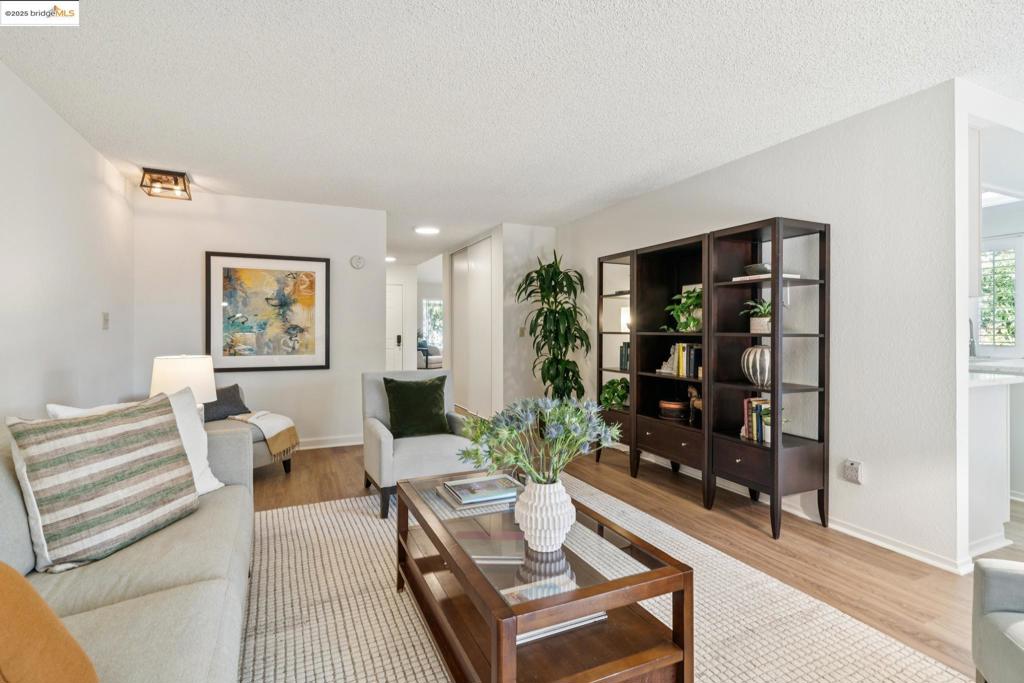 EL SOBRANTE HILL - Residential