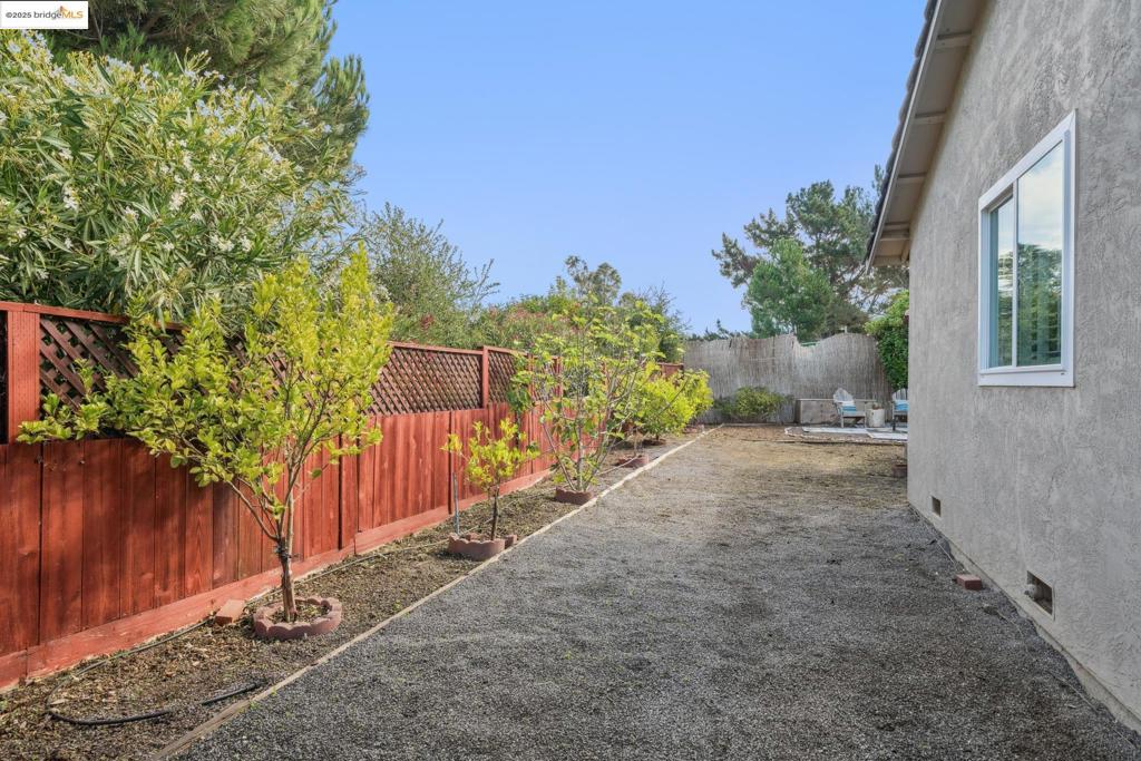 EL SOBRANTE HILL - Residential