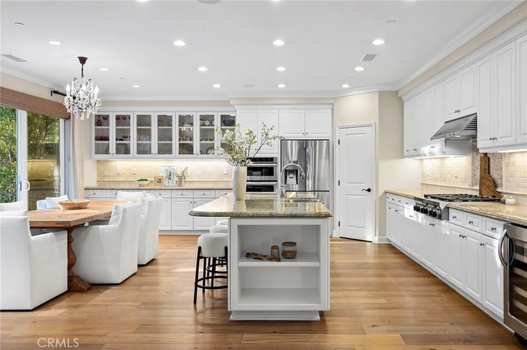 Irvine, California 92618, United States, 4 Bedrooms Bedrooms, ,3 BathroomsBathrooms,Residential,Active,219541