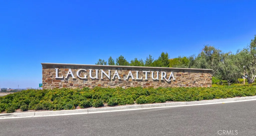 Irvine, California 92618, United States, 4 Bedrooms Bedrooms, ,3 BathroomsBathrooms,Residential,Active,219541