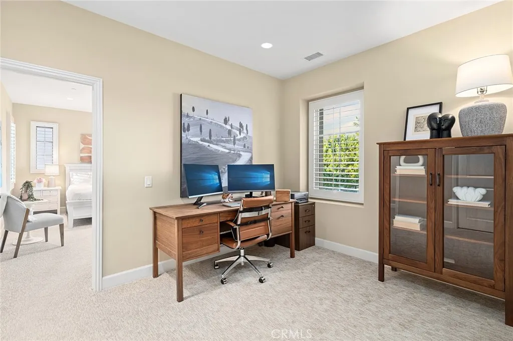 Irvine, California 92618, United States, 4 Bedrooms Bedrooms, ,3 BathroomsBathrooms,Residential,Active,219541