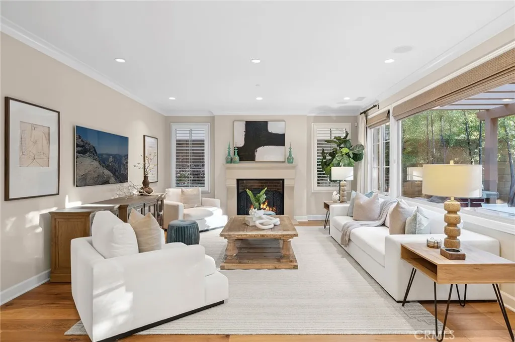 Irvine, California 92618, United States, 4 Bedrooms Bedrooms, ,3 BathroomsBathrooms,Residential,Active,219541