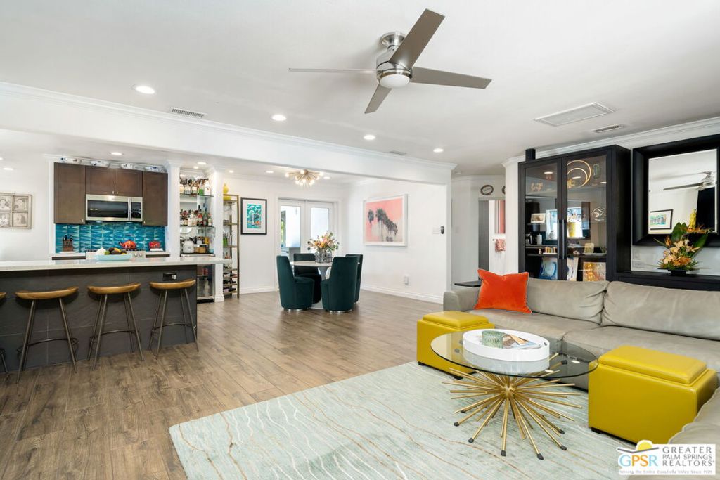 1861 S Palm Canyon Drive