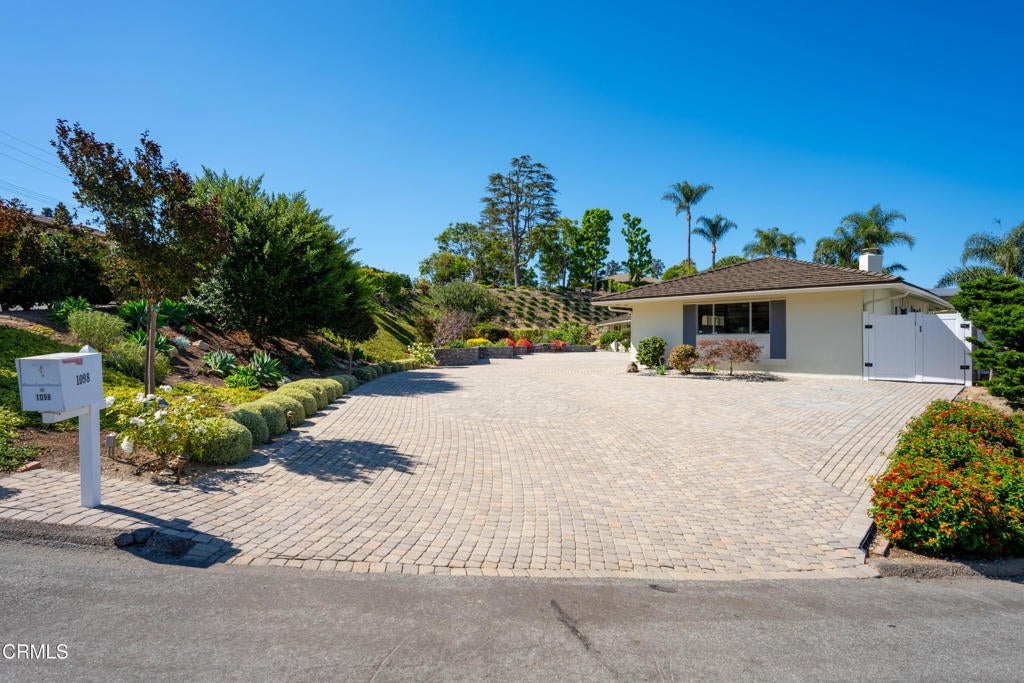 1098 Garrido Court