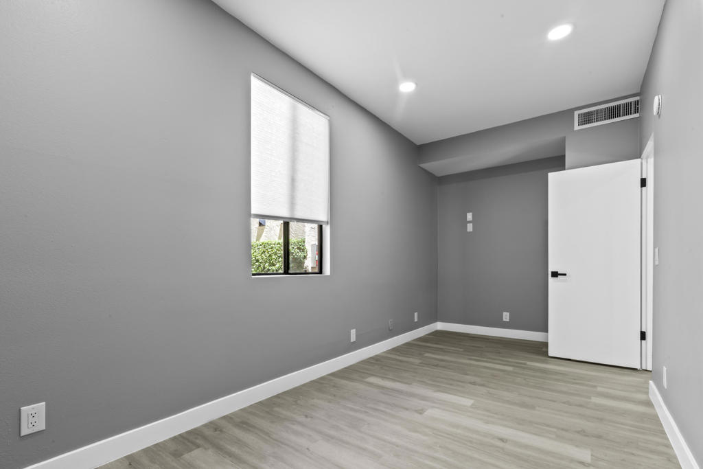 Mountain Cove - Residential