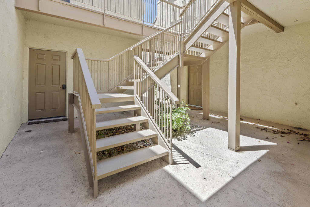 Mountain Cove - Residential