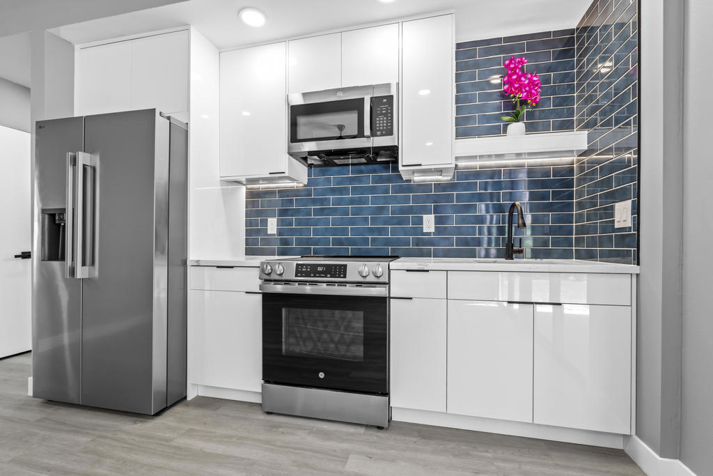 Mountain Cove - Residential