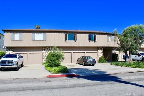 Photo of 121 Paseo de la Concha #E, Redondo Beach, CA 90277 (MLS # SB25267462)