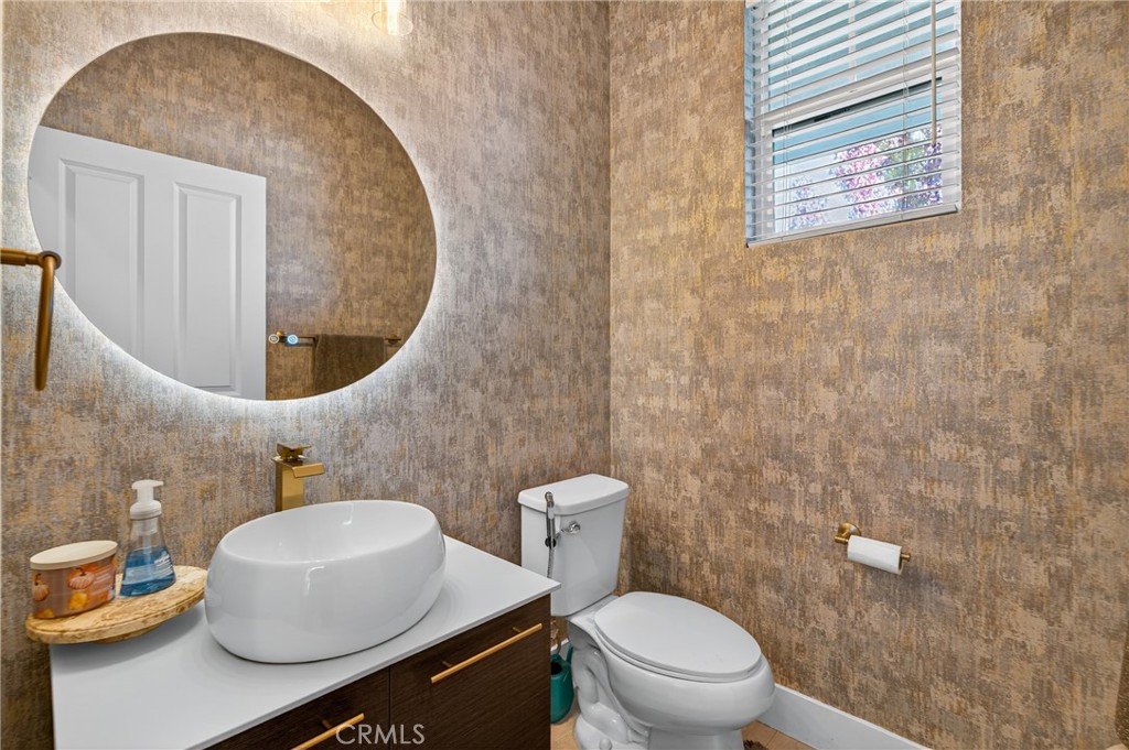 Four Oaks (4OAK) - Residential Lease