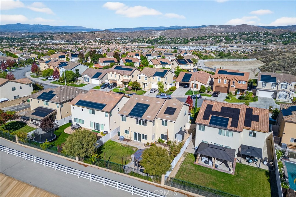 Four Oaks (4OAK) - Residential Lease