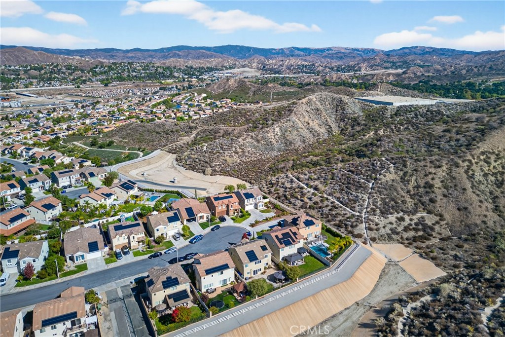 Four Oaks (4OAK) - Residential Lease