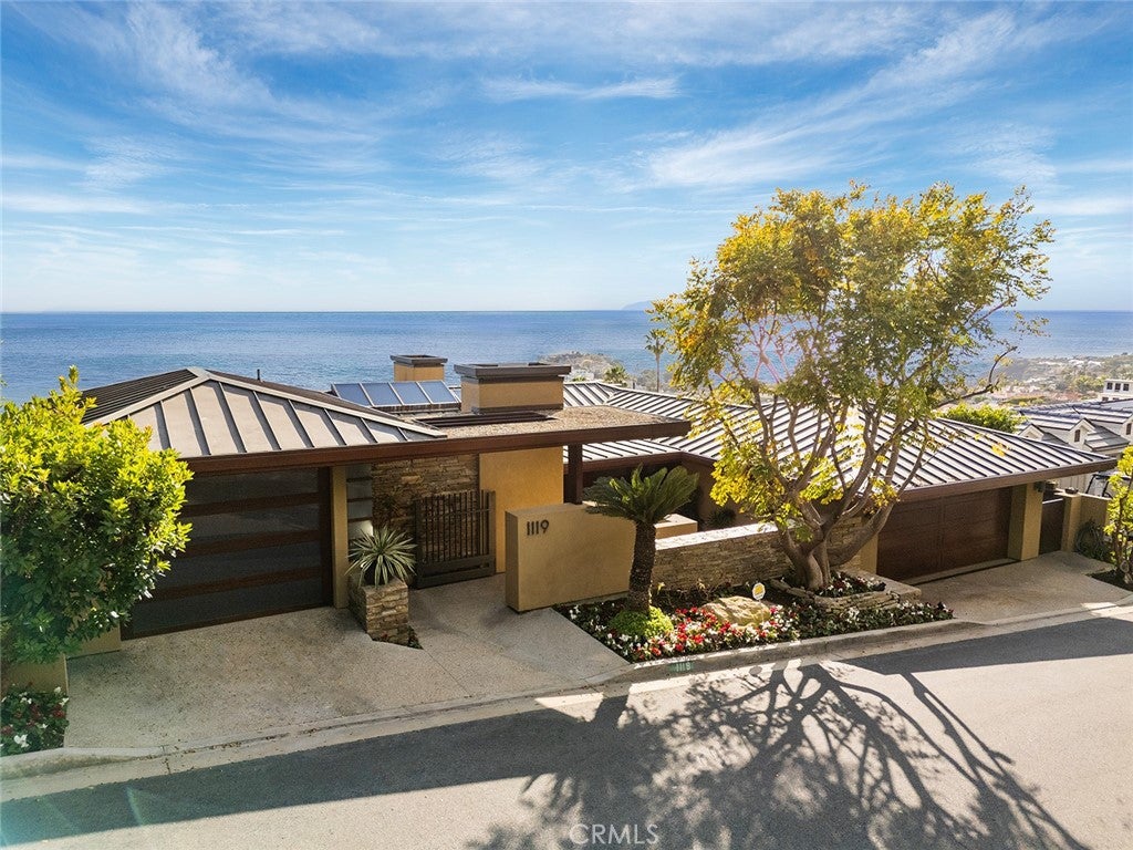 1119 Emerald Bay