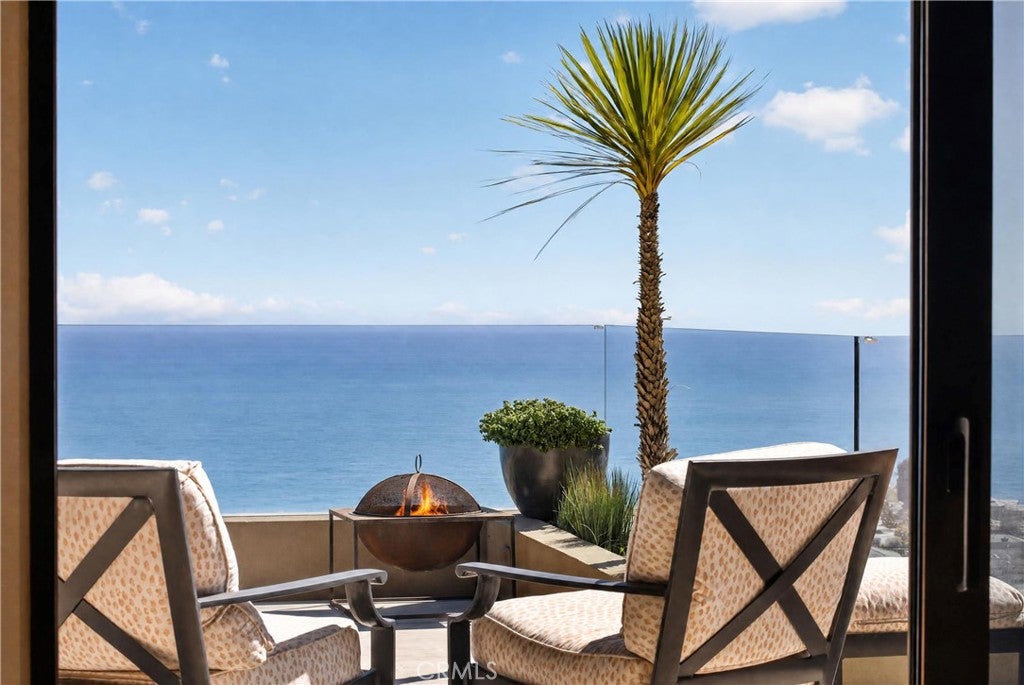 1119 Emerald Bay