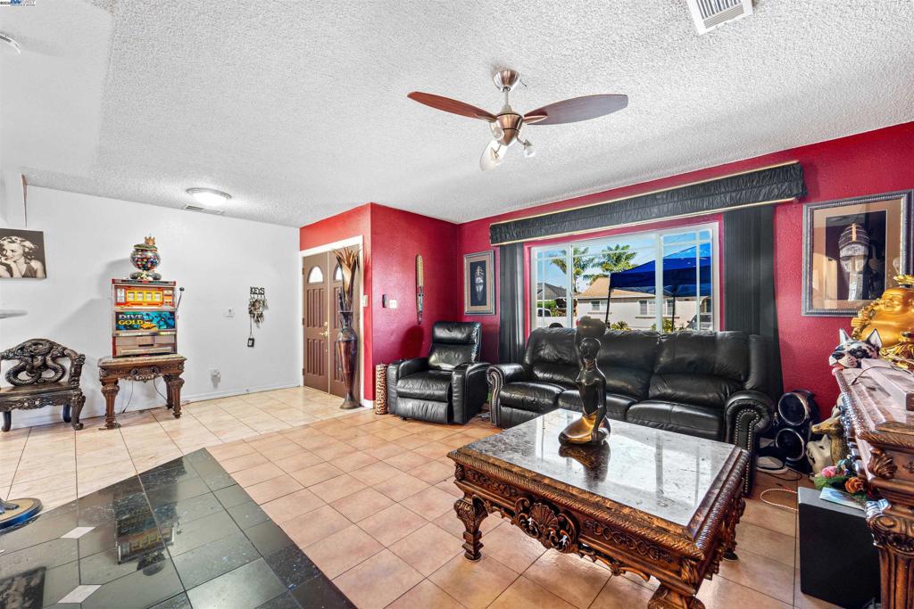 357 White Dr