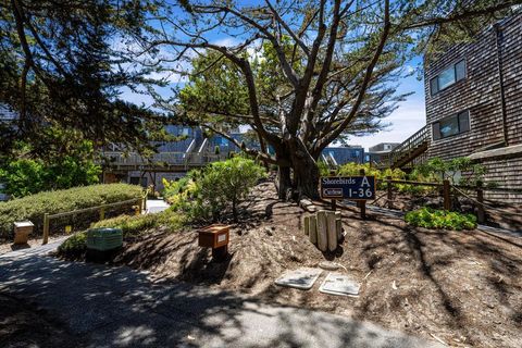 Photo of 101 Shell Drive #3, Watsonville, CA 95076 (MLS # ML82033731)