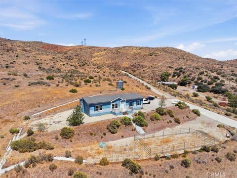 Photo of 1451 E Soledad Pass Road, Acton, CA 93550 (MLS # SR26184470)