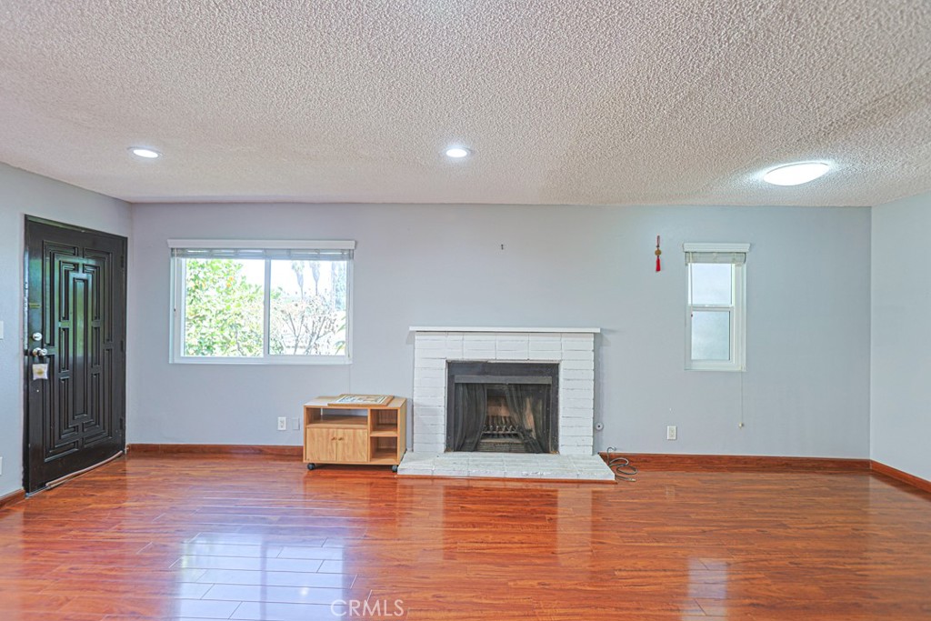 332 Pomelo Avenue B