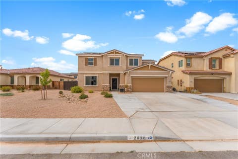 Photo of 2830 La Calle Audaz AVE, Rosamond, CA 93560 (MLS # SR26164558)