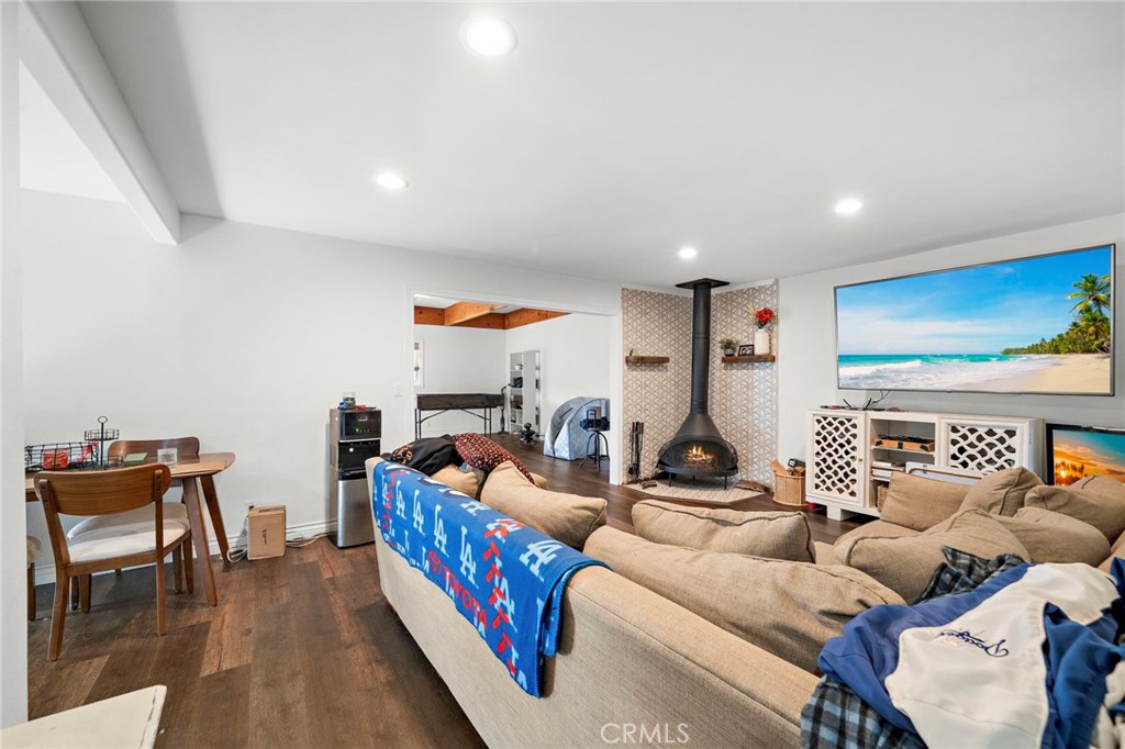 21903 Newkirk
