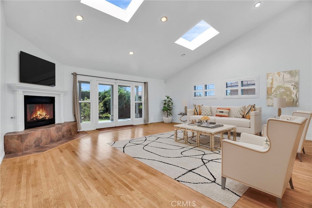 4114 Artesia Blvd