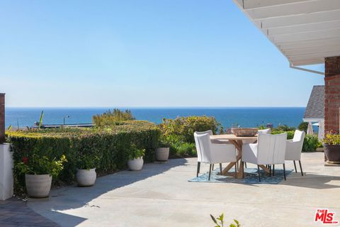 Photo of 3636 Oceanhill Way Way, Malibu, CA 90265 (MLS # 26660929)