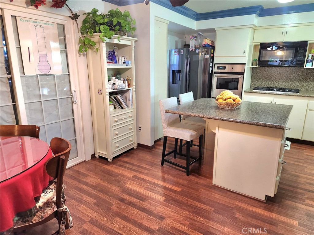 Custom Canyon Country 1 (CCAN1) - Residential