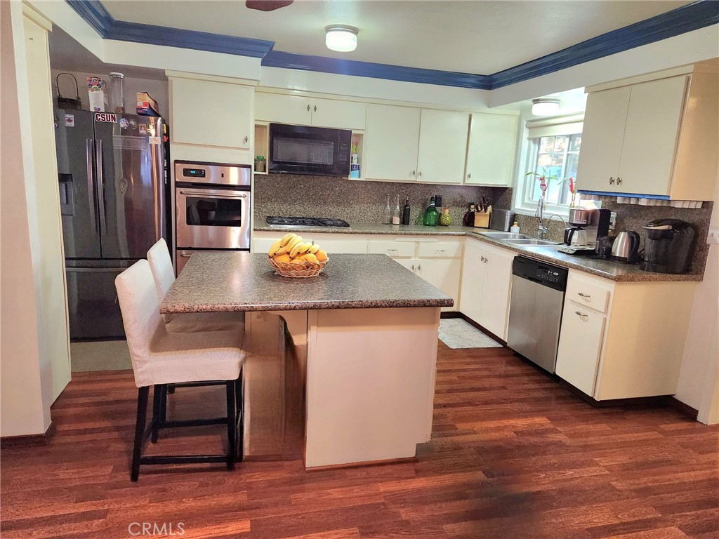 Custom Canyon Country 1 (CCAN1) - Residential