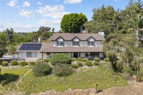 Photo of 3162 Reche Road, Fallbrook, CA 92028 (MLS # SW26083936)